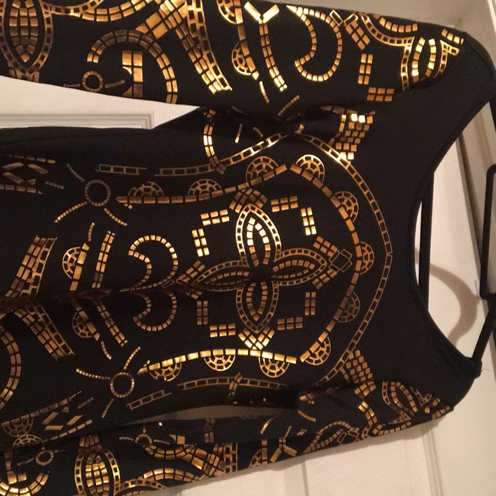 Dress - Picture 2 of 4